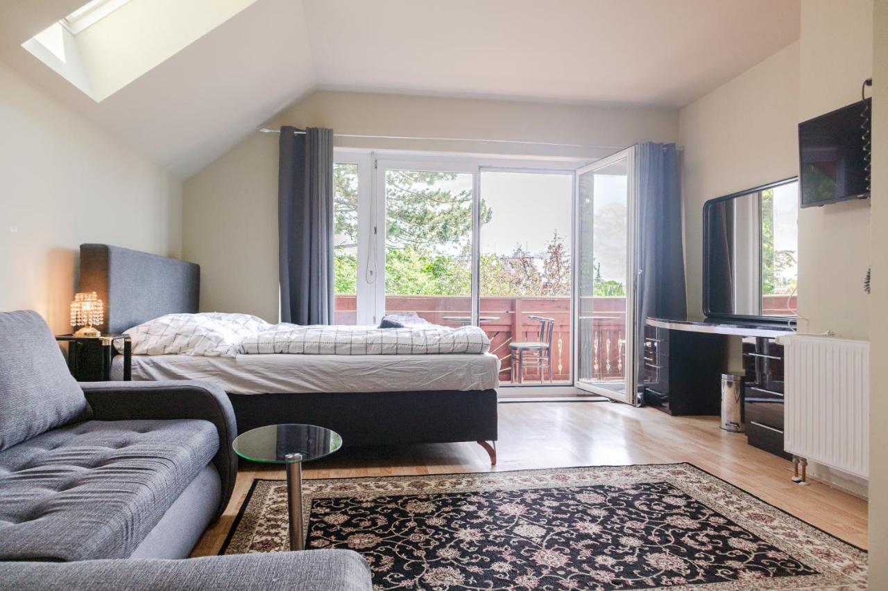 Exquisite Shared Villa - Your Private Room In This Beautiful Home Viena Exterior foto